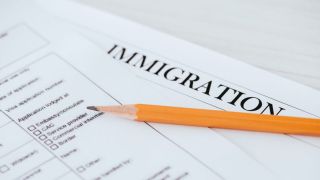 Порядок надання дозволу на імміграцію в Україну