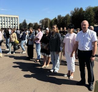Міграційники Хмельниччини вшанували пам'ять загиблих захисників України