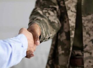 Міграційна служба Донеччини підтримує захисників: вакансії для ветеранів!