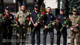 У Дніпрі відбулися заходи з нагоди Дня пам’яті захисників України, які віддали життя за незалежність, суверенітет і територіальну цілісність нашої держави