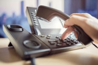 4 вересня т.в.о. начальника УДМС у Чернівецькій області відповідатиме на дзвінки громадян