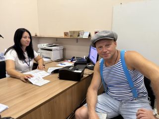 Як один одеський чоловік паспорт оформляв
