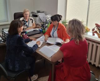 В Ужгородському відділі №1 обговорили проблемні аспекти документування громадян після 18 років