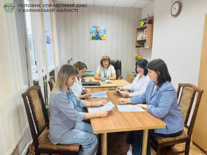Вклеювання фотографій у паспорти: ключові питання обговорили в Богодухові