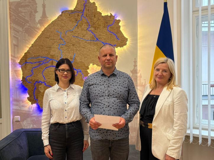 Колектив Західного міжрегіонального управління ДМС поповнився ще одним ветераном війни