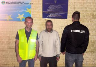 36-річного громадянина Азербайджану примусово видворять з України