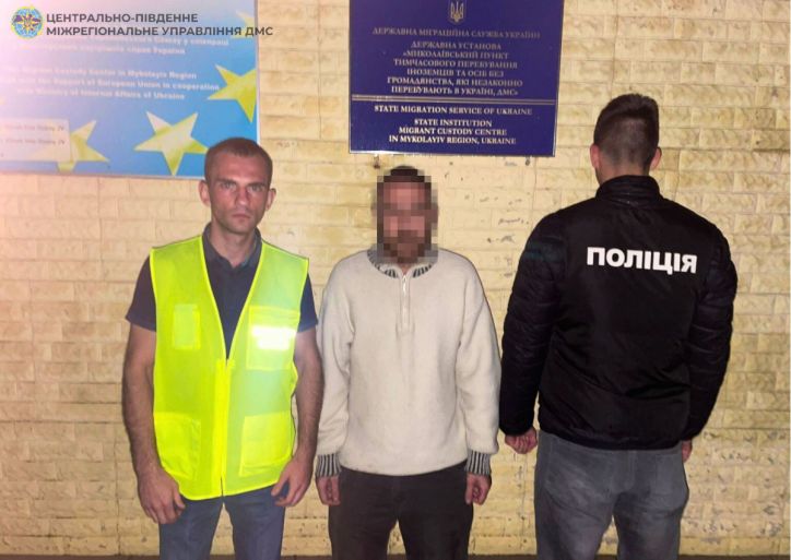 36-річного громадянина Азербайджану примусово видворять з України