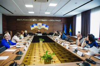 Полтавщина: питання запобігання та протидії торгівлі людьми обговорили на засіданні Міжвідомчої координаційної ради з гендерних питань