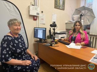 Історія пани Олени: сучасний документ – для кожного громадянина України