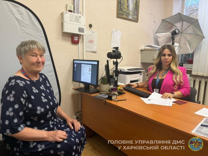 Історія пани Олени: сучасний документ – для кожного громадянина України