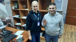 Повернення героя: у Дніпрі оформлено закордонний паспорт захиснику Азовсталі