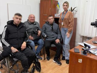 Тернопільські міграційники — поруч із тими, хто відновлюється після війни