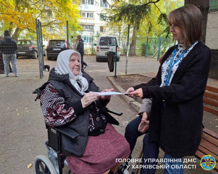 Історія пані Валентини: як отримати раніше виготовлений паспорт в іншому підрозділі ДМС на території України?