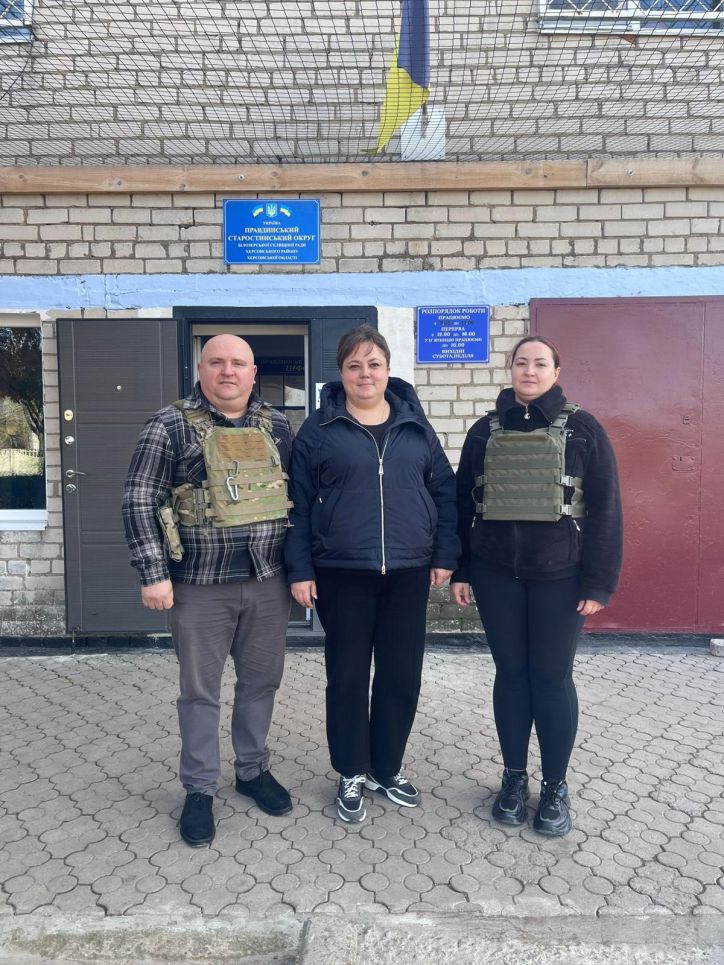 Мобільні групи Міграційної служби продовжують роботу у віддалених районах Херсонщини