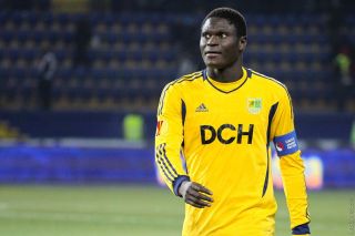 Вірний країні і клубу: Папа Гуйє оновив посвідку на проживання в Україні