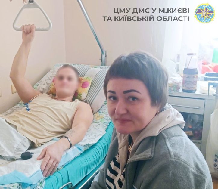 Київ: міграційники оформили паспорт військовому безпосередньо в лікарні