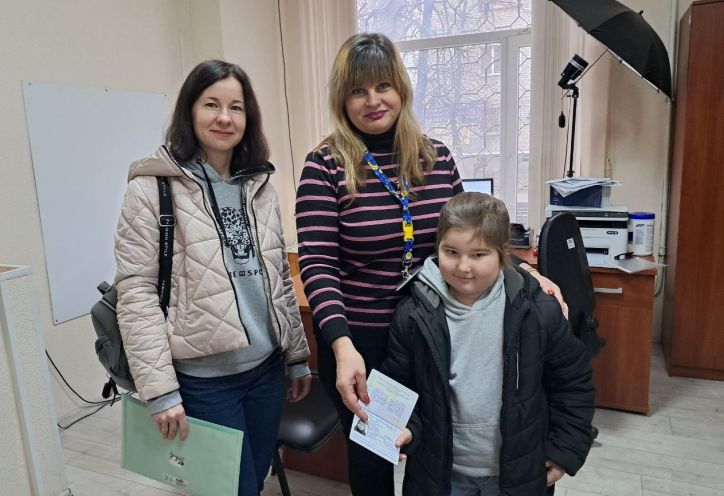 Слов’янський відділ оформлює закордонні паспорти дітям