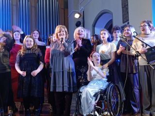 «Мистецтво разом жити»: у Рівному відбувся благодійний захід за участю вихованців НРЦ «Особлива дитина»