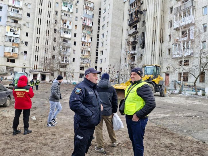 Охтирка після обстрілу: ДМС допомагає постраждалим від агресії ворога