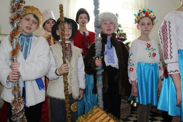 Світлом подолаємо темряву