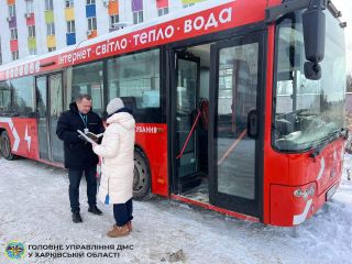 Міграційники Харківщини працюють на місцях ворожих влучань