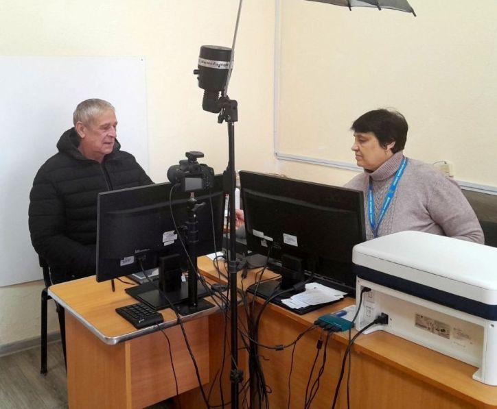 У Кельменцях оформили  ID-картку з безстроковим терміном дії