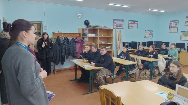 Доступно про документи: у навчальних закладах триває роз’яснювальна робота