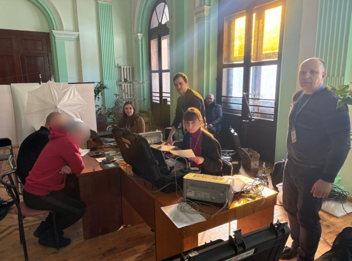 Виїзне оформлення паспортів для звільнених з полону