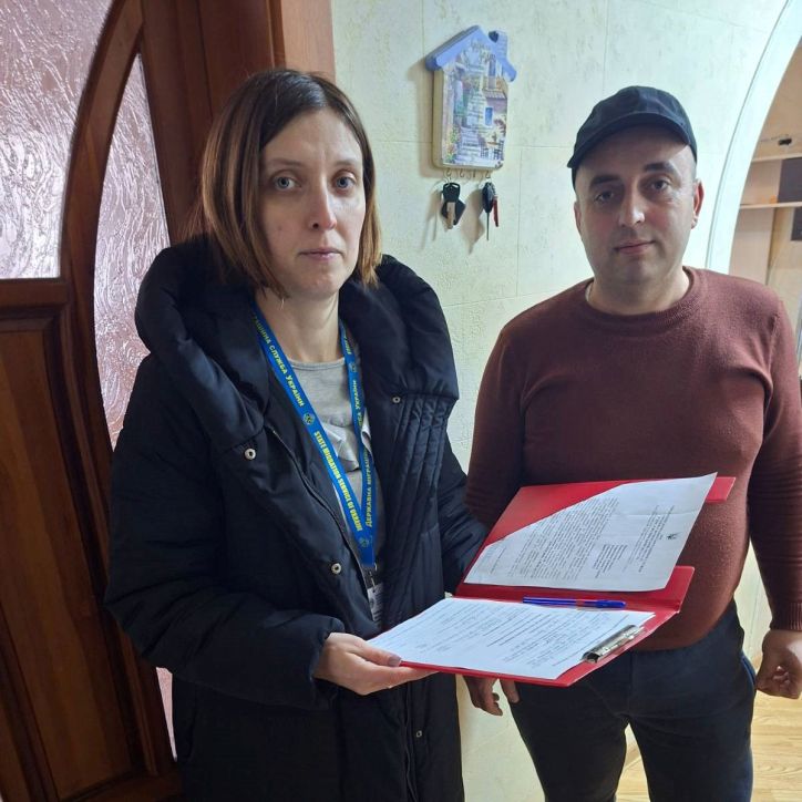 Контроль законності перебування іноземців в Україні