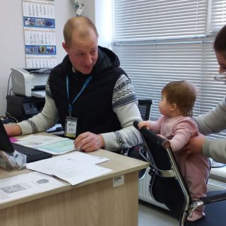 Дитяча радість у кожному кадрі: оформлення закордонного паспорта для малечі!