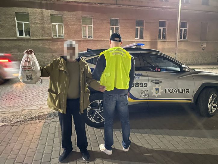 Іноземця, який роками проживав без документів, поміщено до ПТПІ