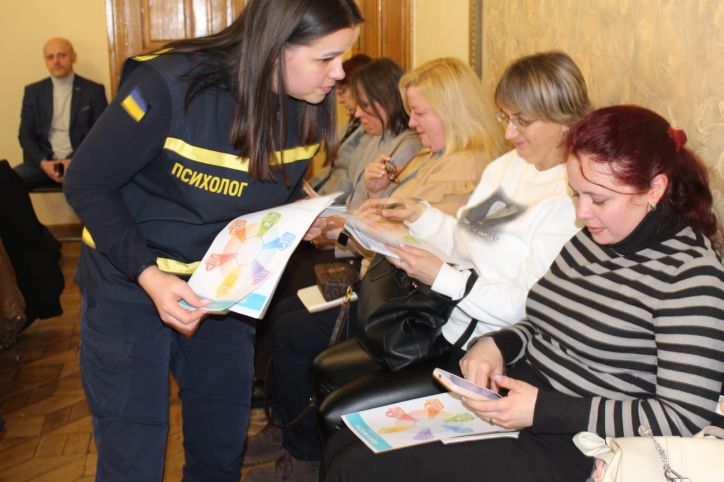 Професійна стійкість у дії: у ГУ ДМС у Харківській області відбувся тренінг із профілактики вигорання