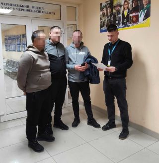 На Буковині примусово повернуть двох громадян Молдови