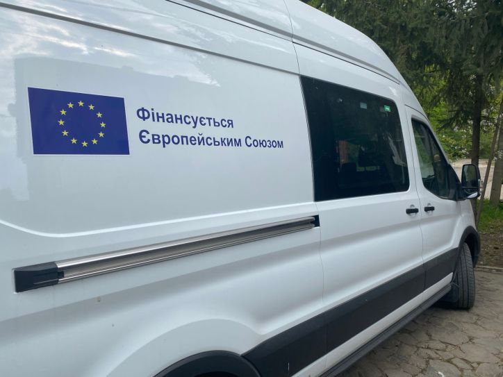 Міграційна служба Закарпаття провела виїзне оформлення адміністративного  протоколу з використанням мобільної станції