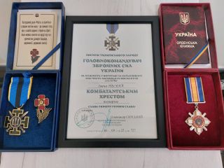 «За мужність» — посмертно: історія матері, яка отримала нагороди за сина