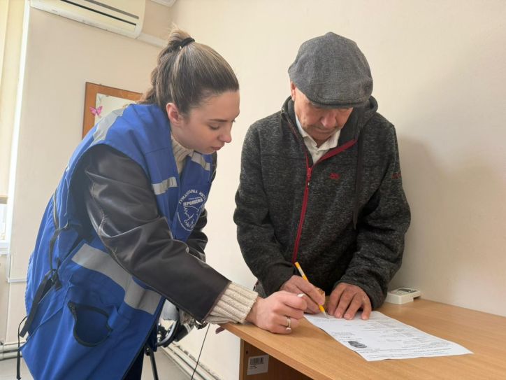 В Ужгородському відділі №2 відновили документи чоловіку, який пережив обстріл
