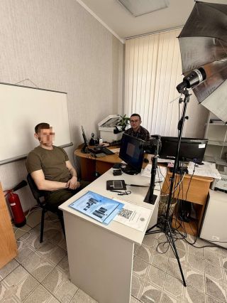 Чергова ID-картка для військовослужбовця: продовжуємо документувати захисників!