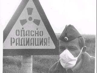 Характери, гартовані немирним атомом