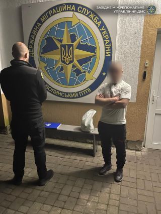 ДМС розпочала процедуру видворення іноземця з кримінальним минулим