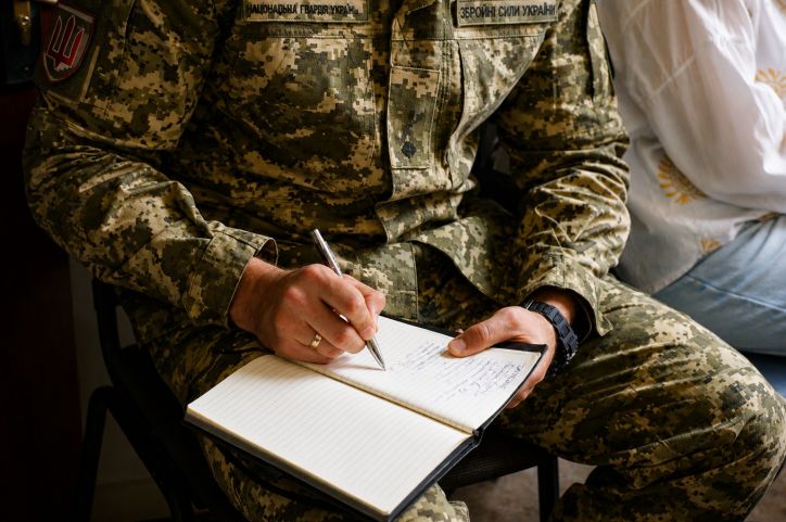 У Тернополі міграційники та військові обговорили нові правила документування іноземних захисників