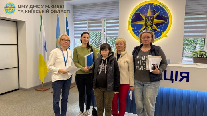 Шлях до першого паспорта: у Броварах допомогли документувати 29-річну жінку