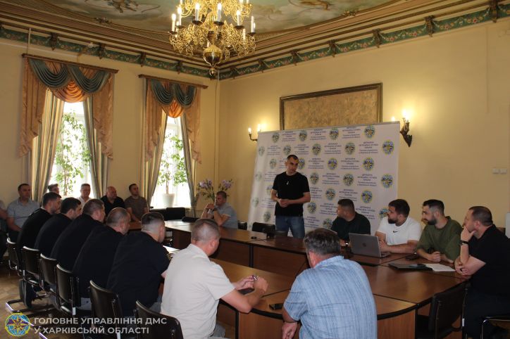 У ГУ ДМС у Харківській області відбулася інформаційна зустріч для військовозобов’язаних працівників