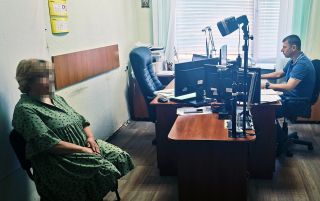 Не врегулювали свій статус: двох громадянок Вірменії зобов'язали залишити Україну
