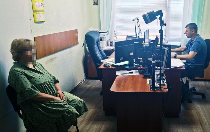 Не врегулювали свій статус: двох громадянок Вірменії зобов'язали залишити Україну