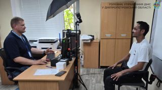 У Нікополі виявили громадянина Колумбії, який після закінчення дозволеного йому терміну тимчасового перебування, ухилився від виїзду