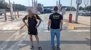 Порушення міграційного законодавства: іноземця видворено з України