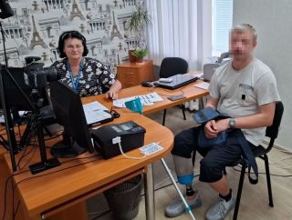 Військовослужбовці одночасно оформили ID-картки та закордонні паспорти