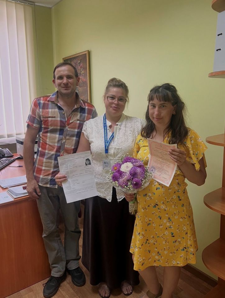 Після одруження — одразу до міграційної служби