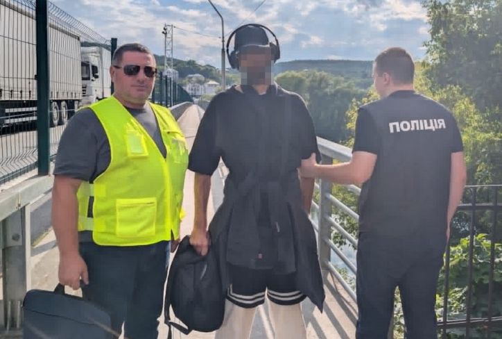 Громадянина Ізраїлю, який не виконав рішення про примусове повернення, видворено з України