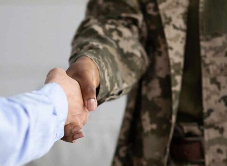 Міграційники Житомирщини зустрілися з ветеранами та розповіли про паспортні послуги